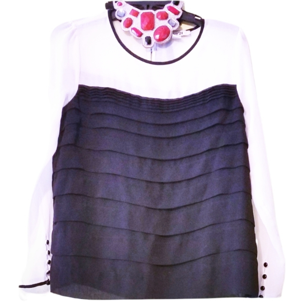 Forever 21 Long Sleeve Sheer Two Toned Blouse Size Medium